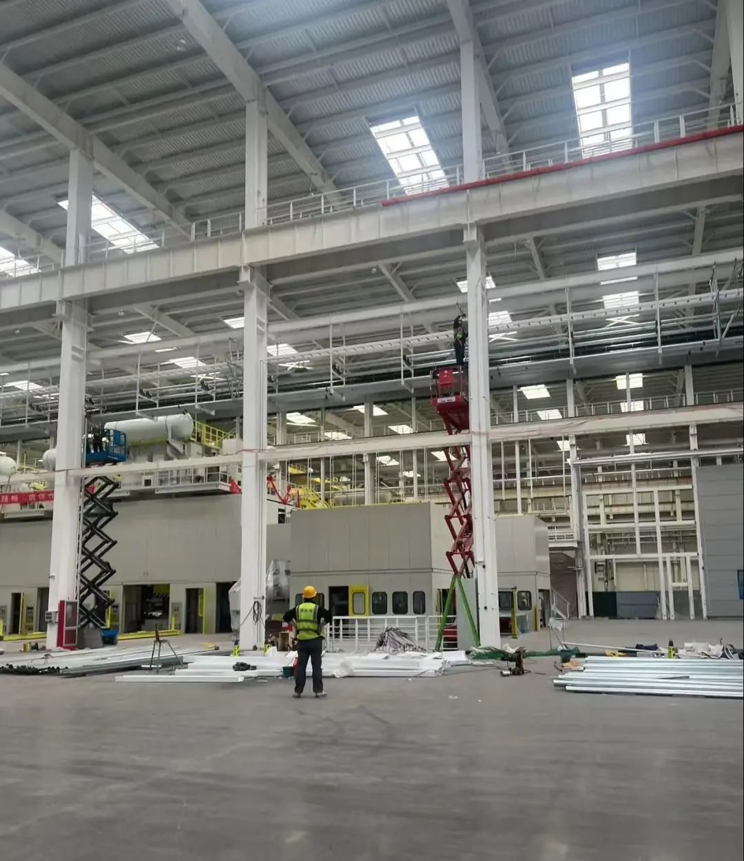 20250514160437_8616 20250514160437_8616